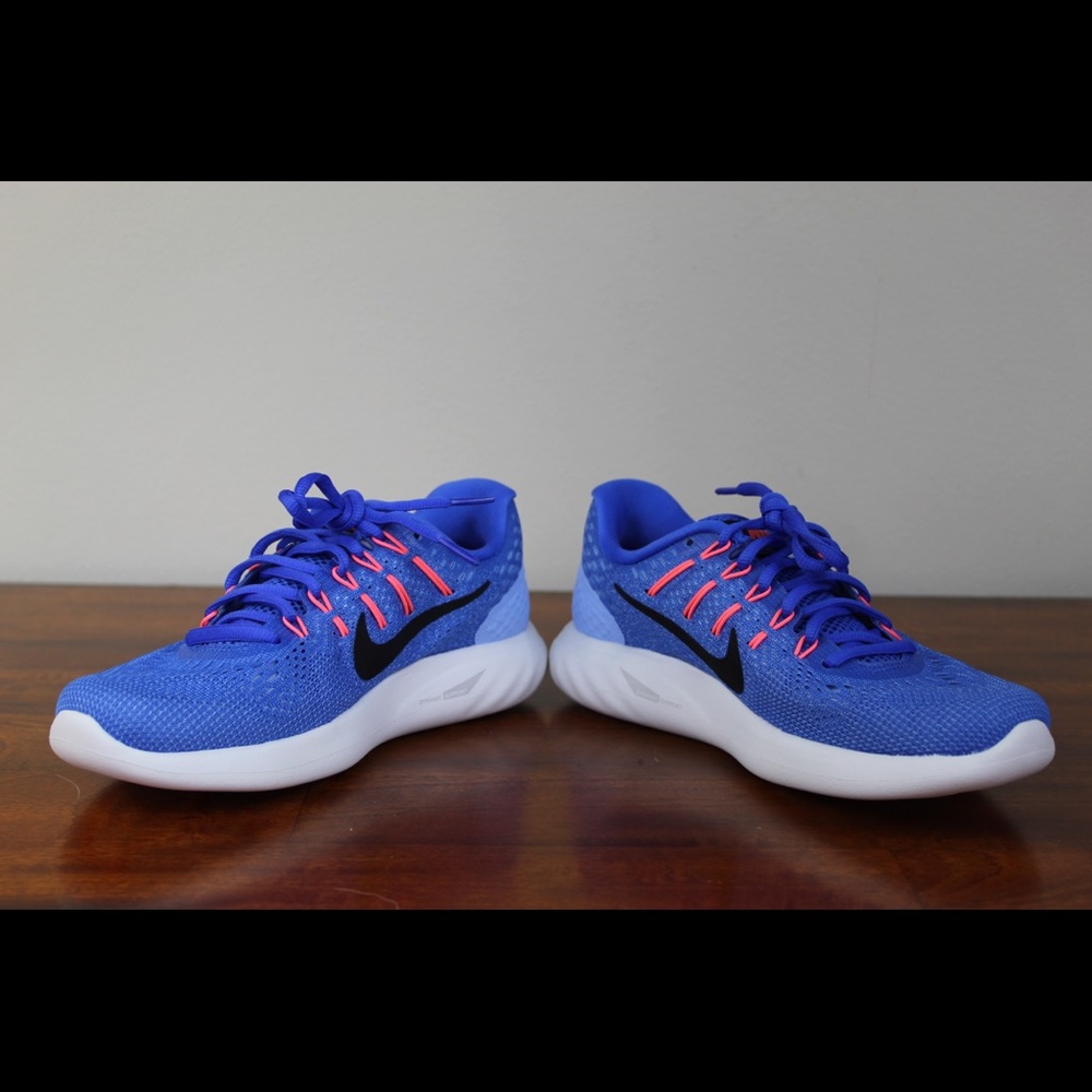 Nike Lunarglide 8 Running Shoe - Picture 3 of 7